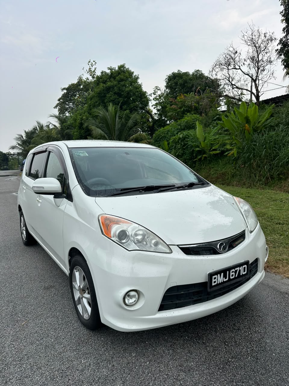 PERODUA ALZA 1.5 EZ AUTO – 2013